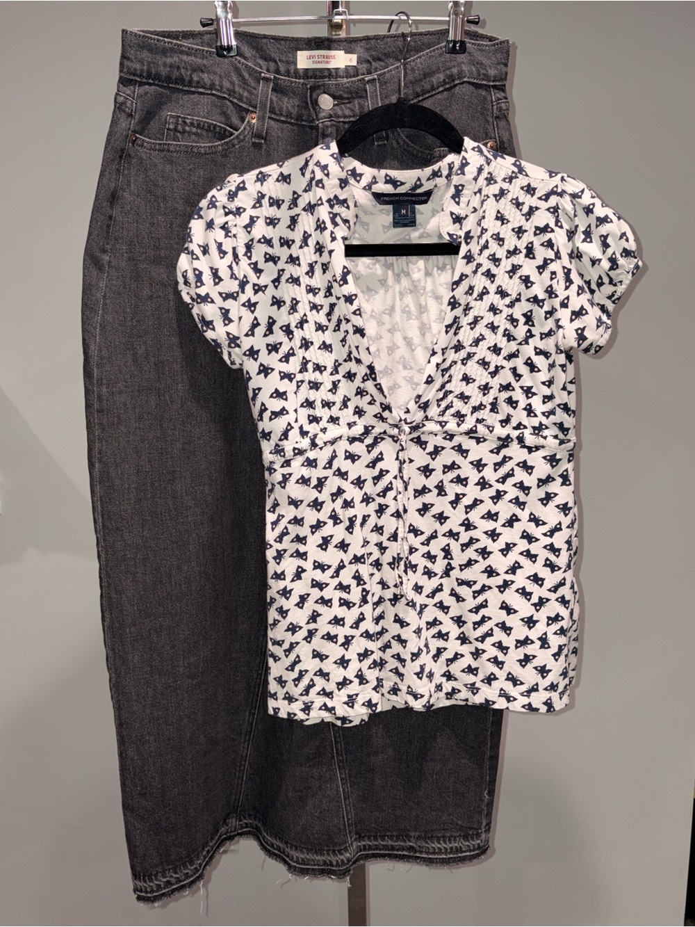 Denim Skirt & Butterfly-Print V-Neck Top